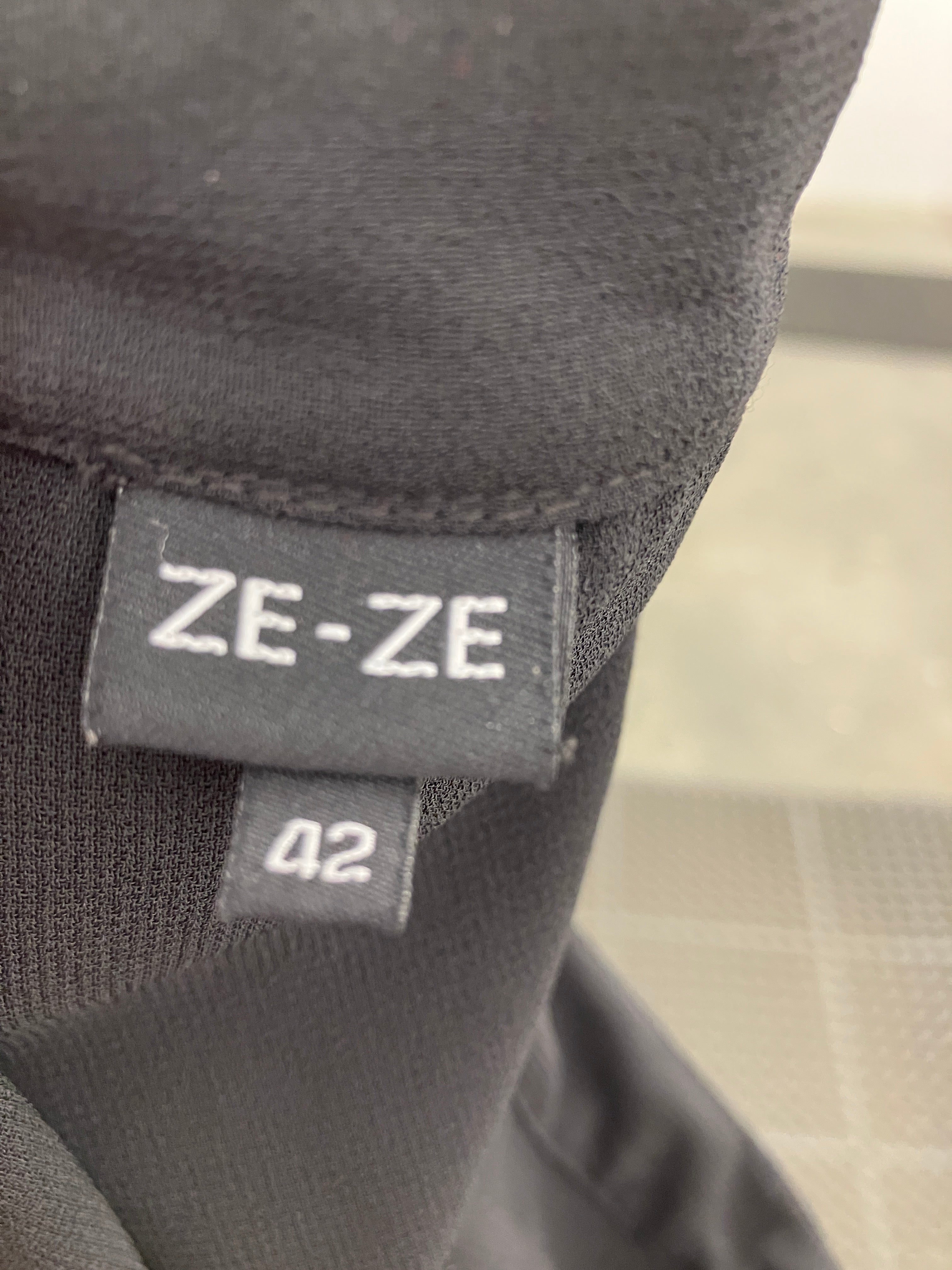 Ze-Ze Bukser